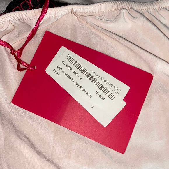 Boohoo bodysuit - Picture 2 of 3